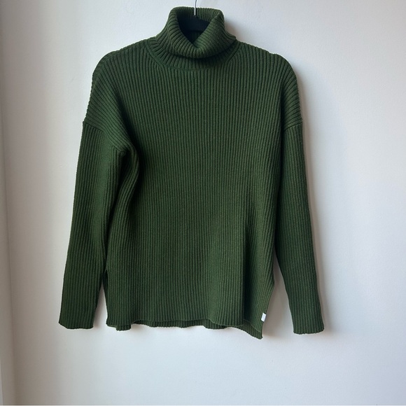 FWD Women's Friday Tech Wool Funnel Green Sweater - Picture 3 of 8